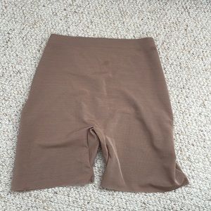 Skims sheer sculpt low back short